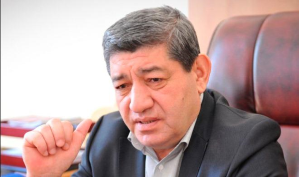 Rus dili itirə-itirə gedir, 